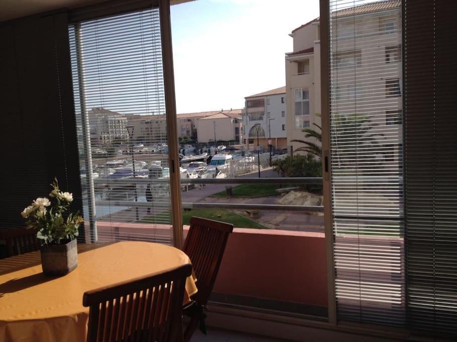 Coquet T2, Quartier Des Quilles, Climatise, 300M Des Plages Sète Exterior foto